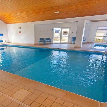 Clifton Court Apt 16 With Indoor Heated Pool & Sea Views Croyde Exterior photo