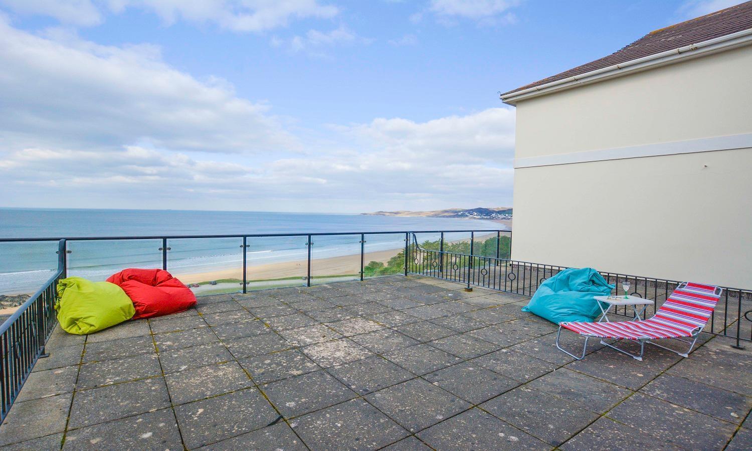 Clifton Court Apt 16 With Indoor Heated Pool & Sea Views Croyde Exterior photo