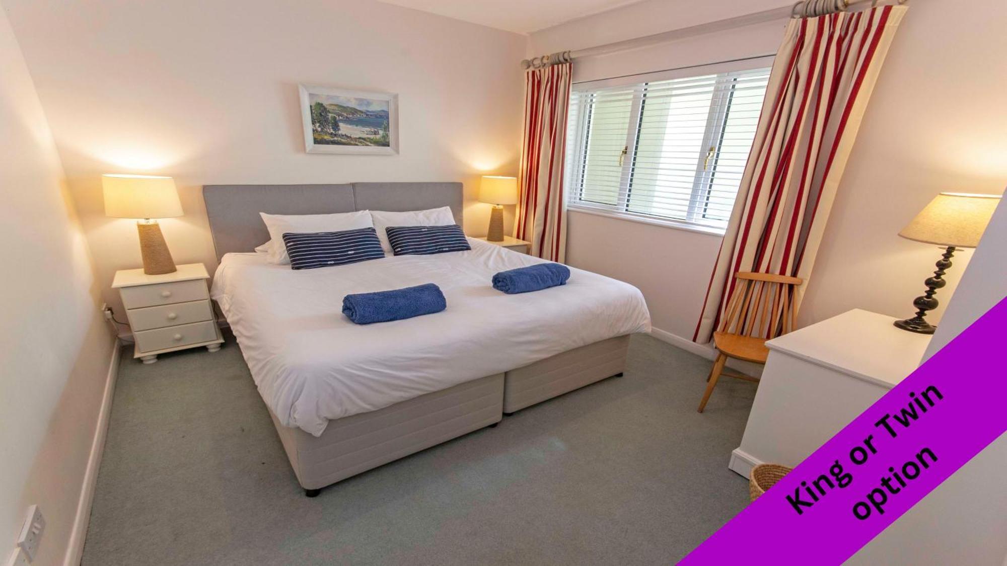 Clifton Court Apt 16 With Indoor Heated Pool & Sea Views Croyde Exterior photo